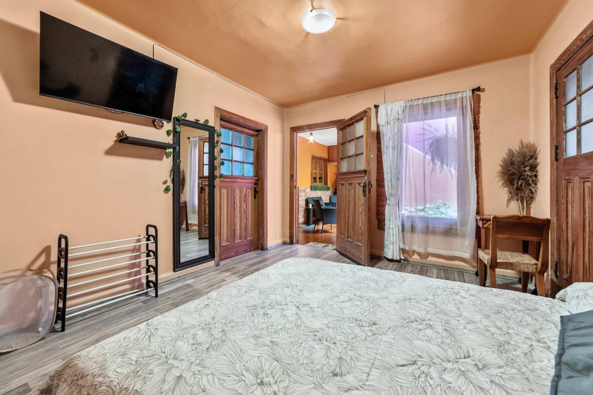 Charming 2-Bedroom Retreat In Lomas De Bezares Mexikóváros Kültér fotó